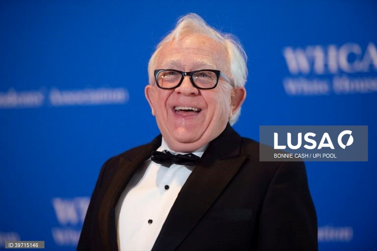 Morreu o ator norte-americano Leslie Jordan aos 67 anos