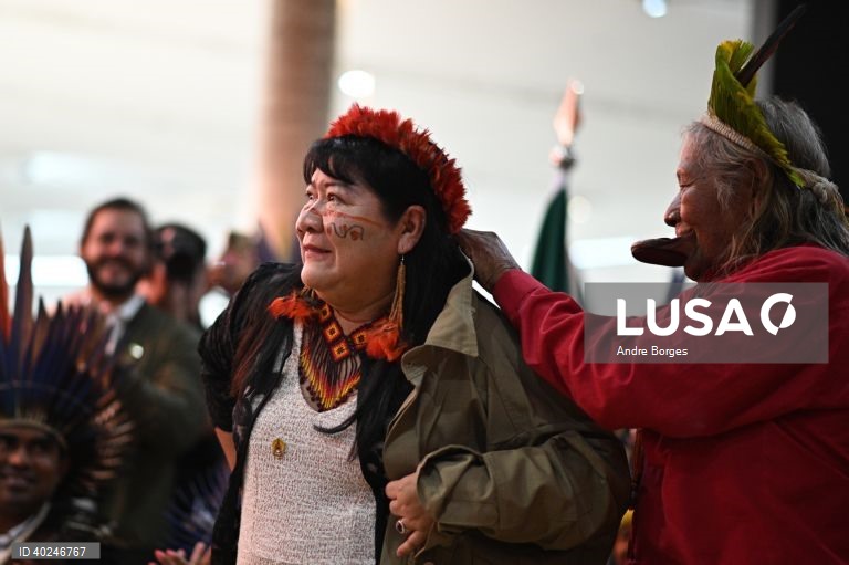 Cacique Raoni pede a Lula da Silva que trave projetos de petróleo na Amazónia