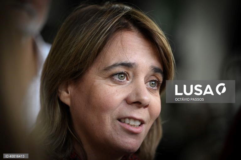 Catarina Martins formaliza renúncia ao mandato e é substituída por Isabel Pires