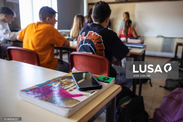 Portugal: Govt plans €105M to reduce number of pupils without all their classes