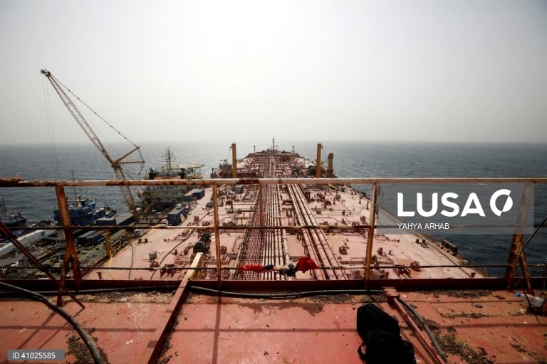 OPEP+ anuncia aumento da produção de petróleo em 137 mil barris por dia em dezembro