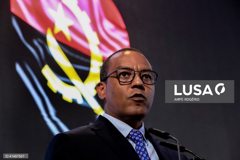 Lima Massano diz que subida do petróleo alivia pressão sobre as contas angolanas