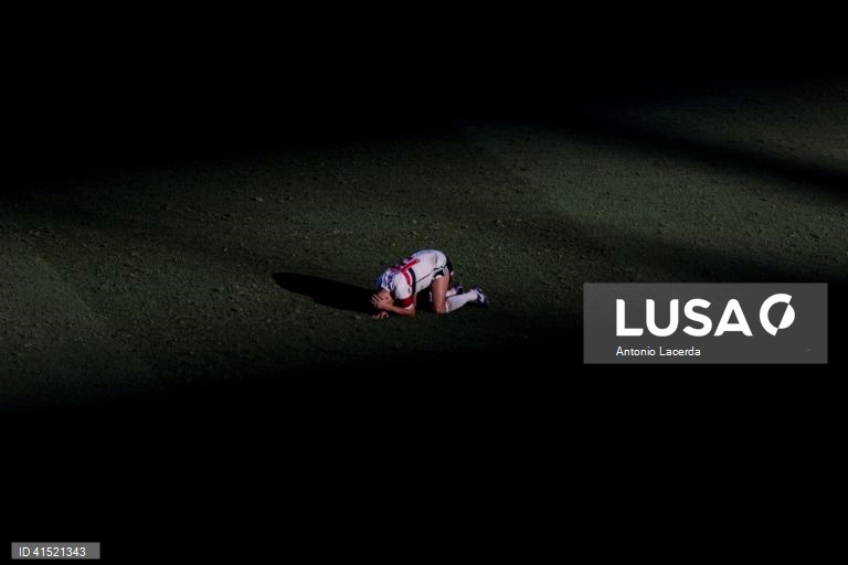 Presidente do São Paulo FC anuncia demissão após acusação de desvio de fundos