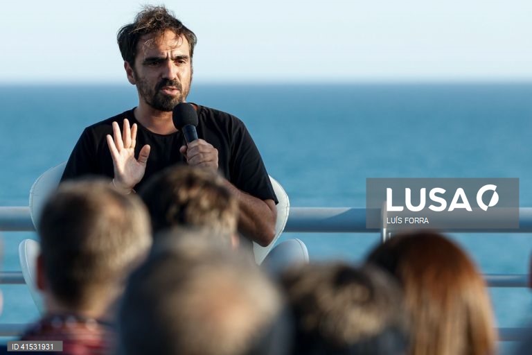 Vhils integra exposição que é inaugurada este mês nas Pirâmides de Gizé