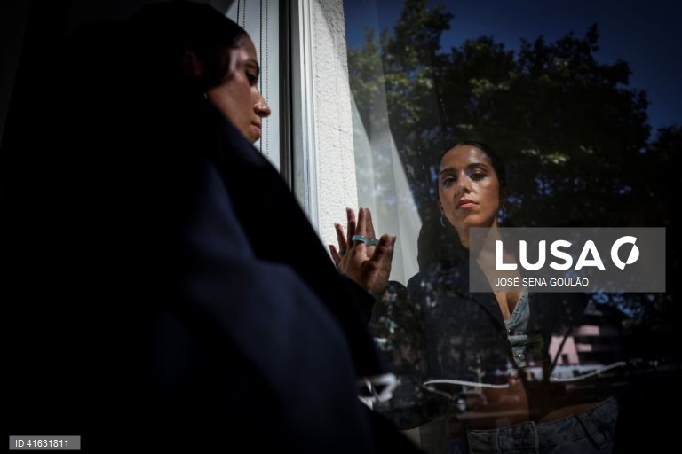 Sara Correia, Vizinhos, Quim Barreiros e Veigh atuam nO Sol da Caparica em agosto