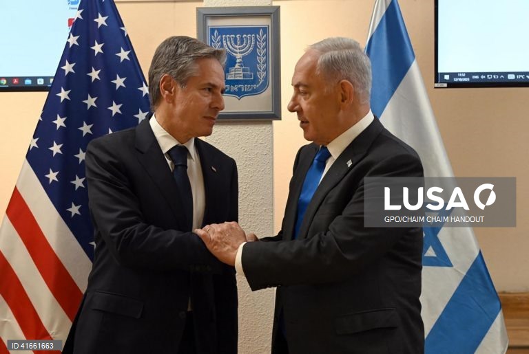 Chefe da diplomacia dos EUA vai encontrar-se de novo com PM israelita