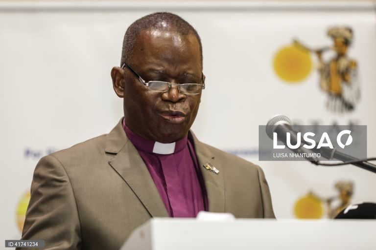 Moçambique/Eleições: Presidente da CNE pede participação ativa e consciente na votação