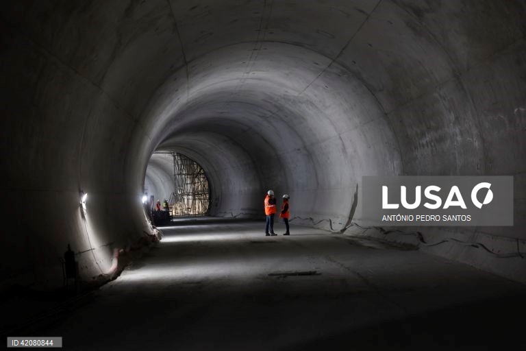 ISCTE instala maior banco de testes de fibra ótica em Lisboa num investimento de 2,3ME