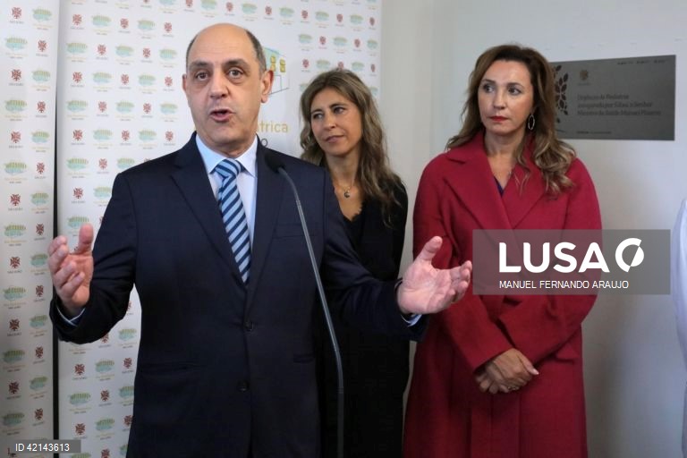 Governo vai estudar objeções do PR à Procriação Medicamente Assistida