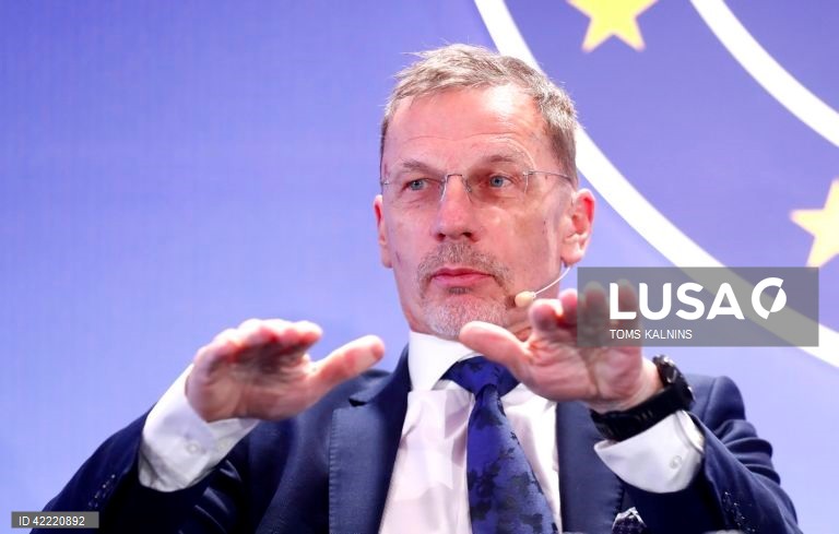 Conselho Europeu nomeia Boris Vujčić para substituir Luis de Guindos em junho
