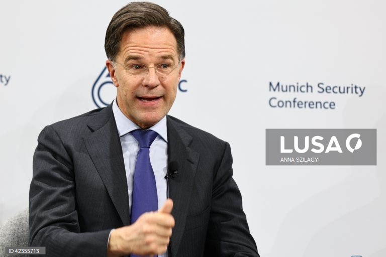 Países Baixos anunciam 100 milhões de euros para munições à Ucrânia