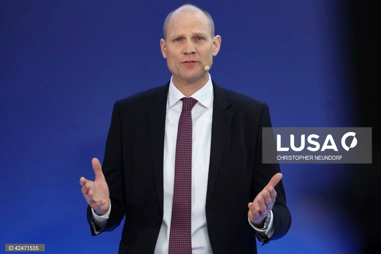 Lufthansa considera greve de quinta-feira escalada completamente desnecessária