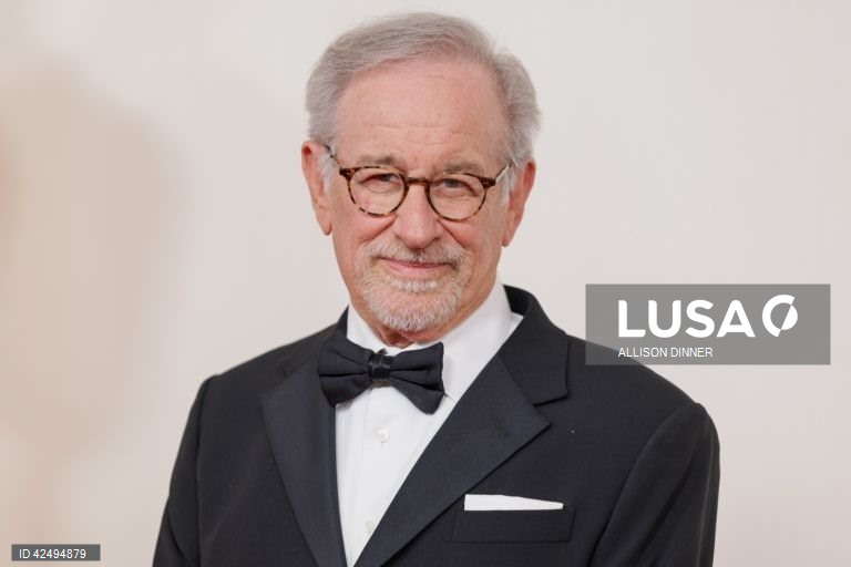 Spielberg conta histórias inéditas de “Tubarão” em documentário dos 50 anos do filme