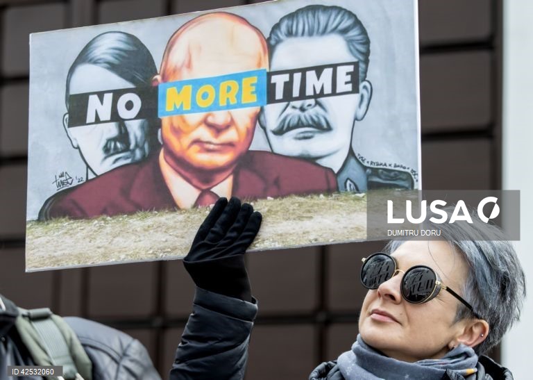 Protestos ao meio-dia contra Putin juntaram milhares de Lisboa a Vilnius