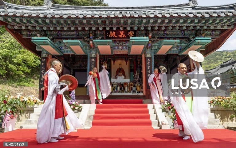 Honoring Queen Seondeok at Buin Temple in Daegu