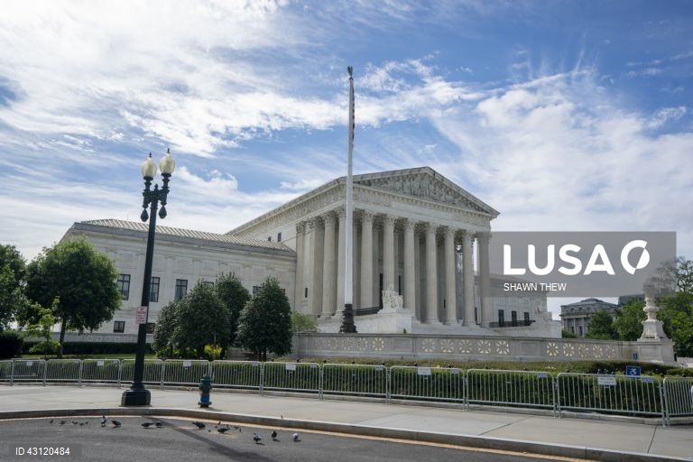 Washington pede ao Supremo que abra caminho para deportar imigrantes para Sudão do Sul