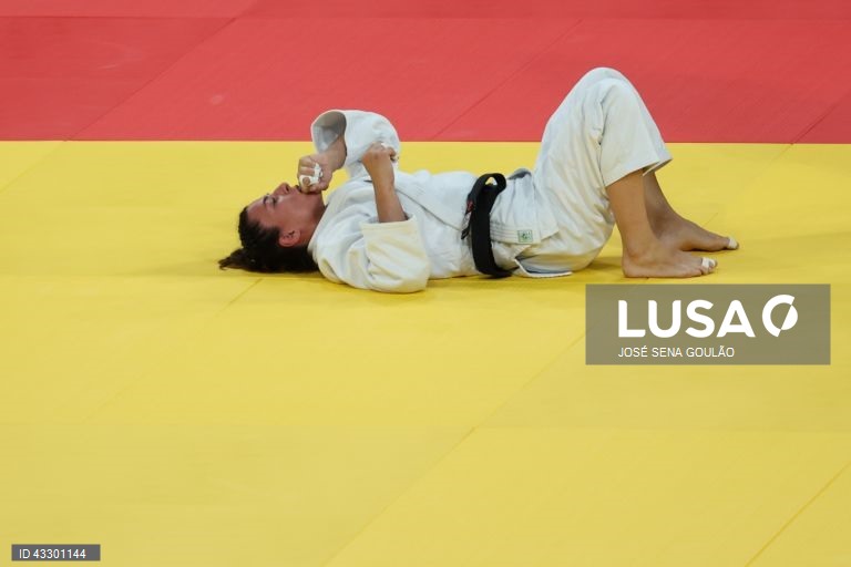 Bárbara Timo eliminada no primeiro combate em Ulan Bator