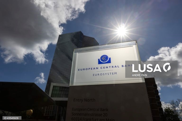 Cenário severo do BCE vê preço do petróleo atingir pico de 145 dólares/barril