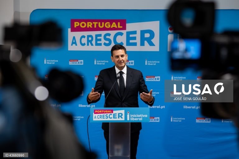 IL afirma que é difícil distinguir AD e PS e que Pedro Nuno deverá viabilizar proposta