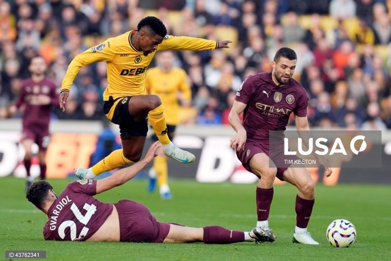 Nélson Semedo assina pelo Fenerbahçe, de José Mourinho