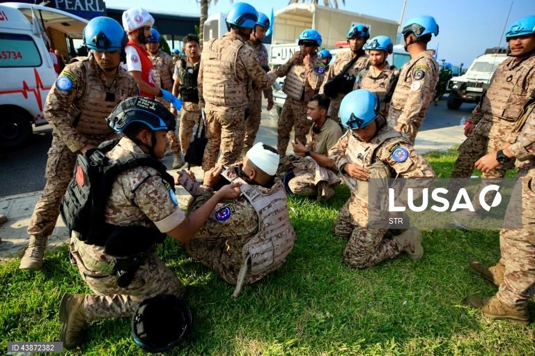 Israeli air strike on Sidon injures several