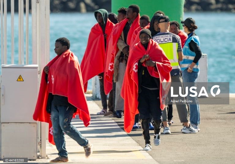 Travessias irregulares de fronteiras da UE recuam 20% no 1.º trimestre para 75.900