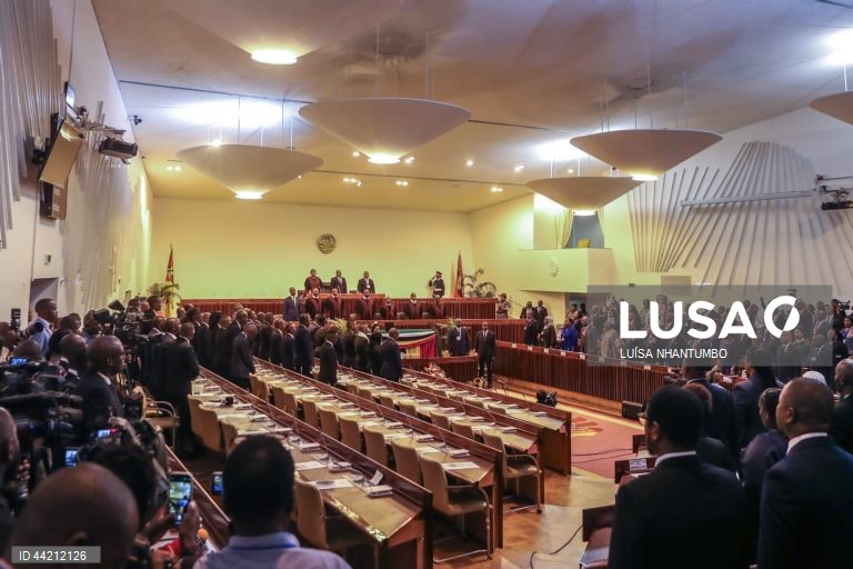 Parlamento moçambicano aprova em definitivo OE de 2026 com chumbo da oposição