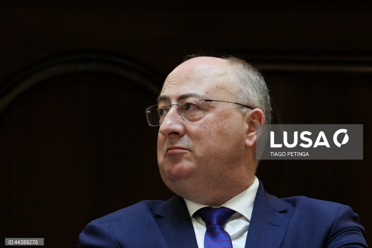Ministro diz que agricultura é prioridade estratégica e defende reforço de apoios da UE