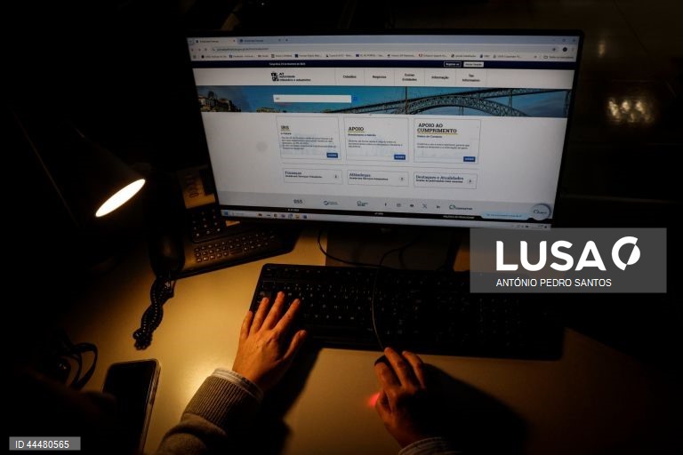 Novas tabelas do IRS publicadas hoje garantem isenção mensal até 920 euros