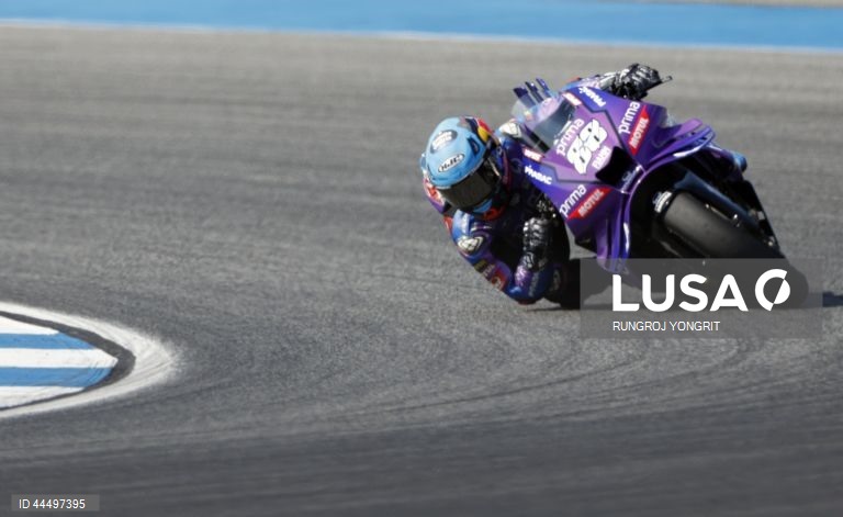 Miguel Oliveira 15.º na sprint de Aragão viu Marc Márquez voltar às vitórias