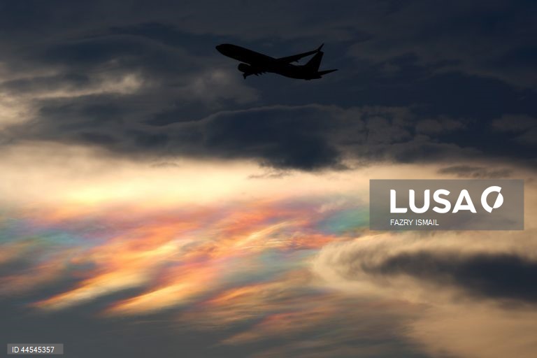 Malásia retoma buscas por avião da Malaysia Airlines desparecido há 11 anos