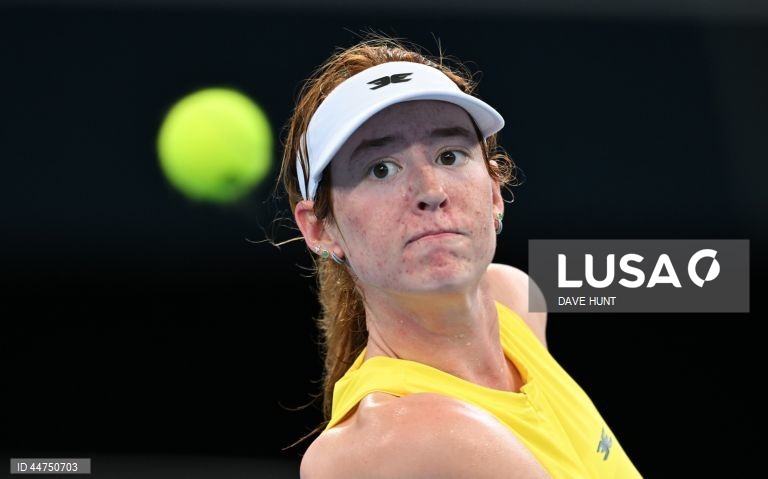 Maya Joint salta quatro ‘match points’ para vencer torneio de Eastbourne