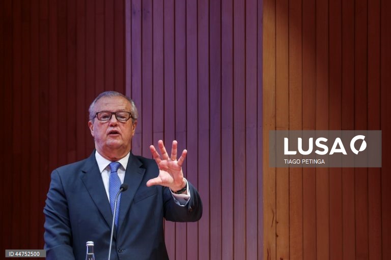 CTP com “grandes reservas” sobre pasta partilhada entre Turismo, Comércio e Serviços