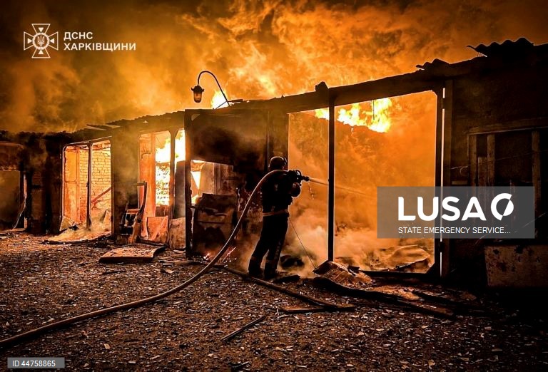 Ataques russos causam dois mortos e dezenas de feridos em Kharkiv e Sumy na Ucrânia