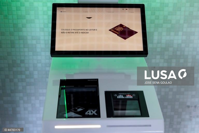 Problemas técnicos causam atrasos no controlo de fronteiras das partidas do aeroporto de Lisboa