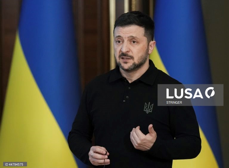 Zelensky aceita trégua de Putin mas assinala que ataques russos continuam