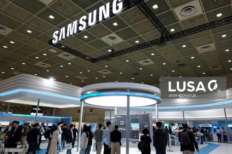 Samsung prevê queda de 55,9% no lucro operacional do segundo trimestre