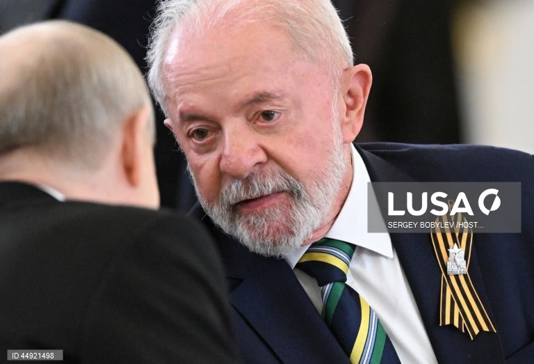 Lula deseja que Robert Prevost “dê continuidade ao legado do papa Francisco”