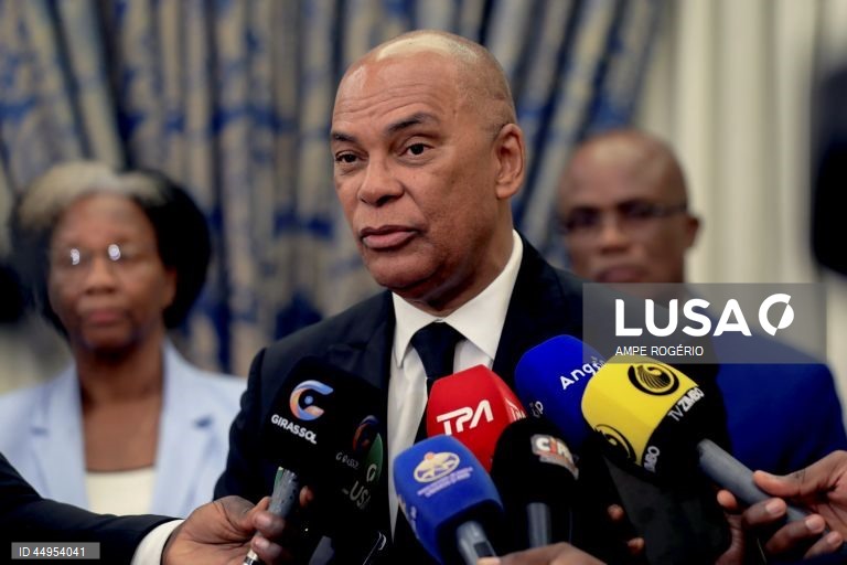 Líder da UNITA defende direito à manifestação e sem perdas de vidas