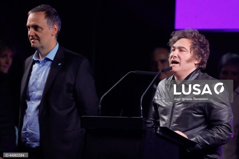Procurador argentino abre investigação contra irmão do chefe de gabinete de Milei