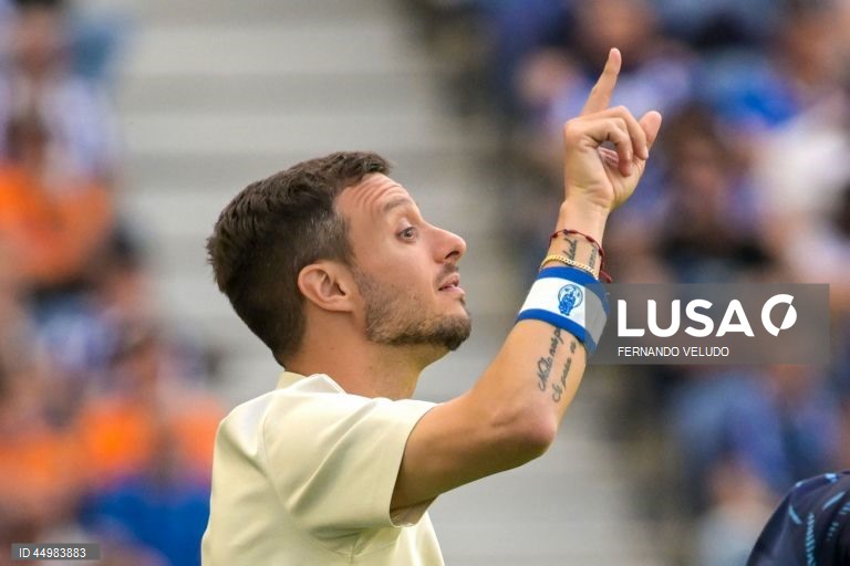 Martín Anselmi ansioso para o desafio que será defrontar Messi