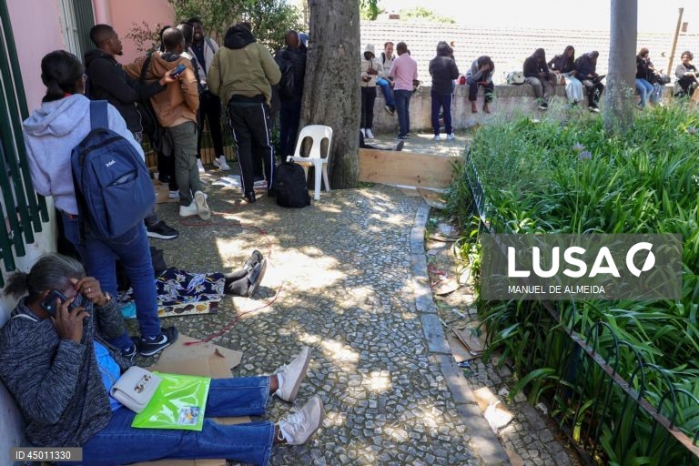 Imigrantes confiantes que PR vai enviar lei de estrangeiros para o Constitucional