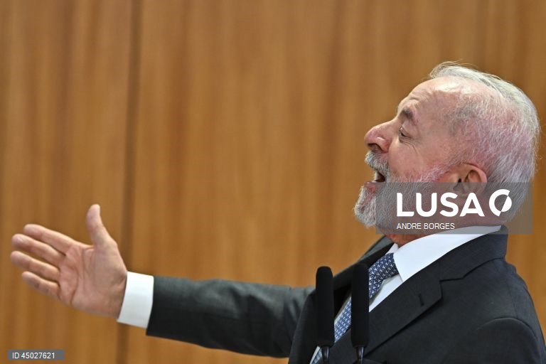 Lula regressa ao trabalho após cancelar agenda devido a estado de saúde