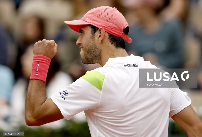 Nuno Borges nos oitavos de final do torneio de pares de Roland Garros