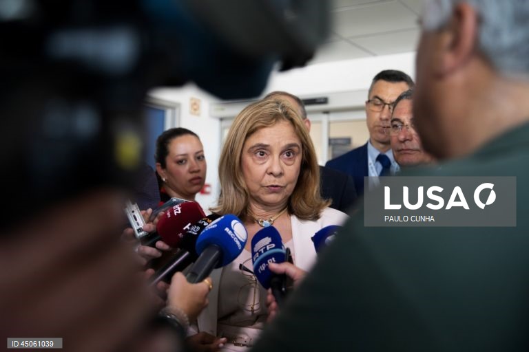 Ministra diz que dificuldades para ter helicópteros do INEM são ultrapassadas até quinta-feira