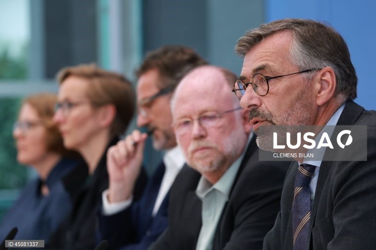 Presentation of the Peace Report 2025 in Berlin