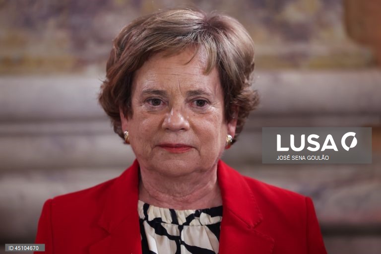 Maria Lúcia Amaral recusa estabelecer prioridades como MAI sem conhecer dossiês