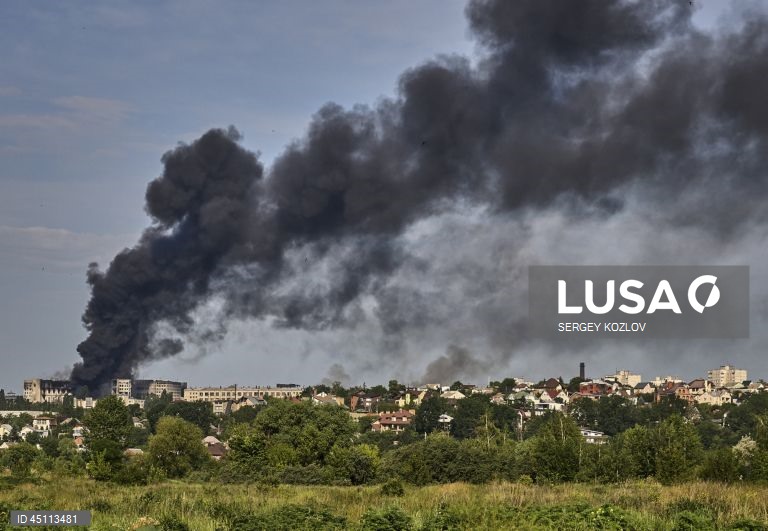 Kiev diz ter neutralizado 40 dos 49 ‘drones’ russos, fábrica de azoto atingida na Rússia
