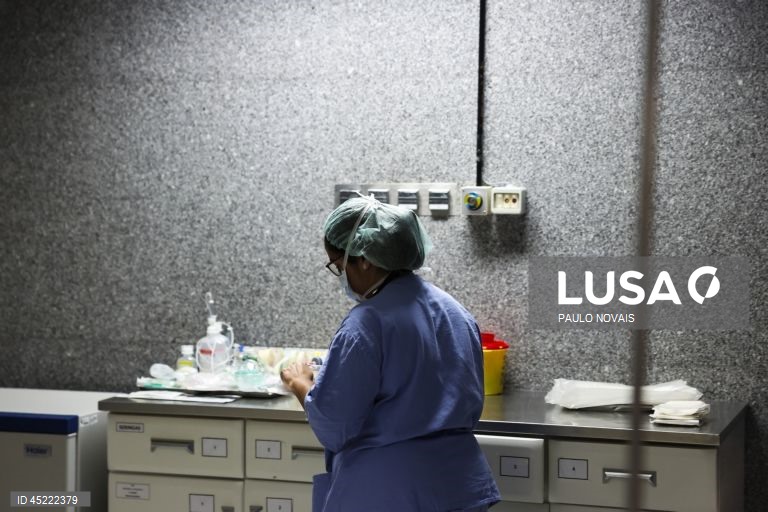 Partidos defendem SNS público capaz de responder às necessidades de todos