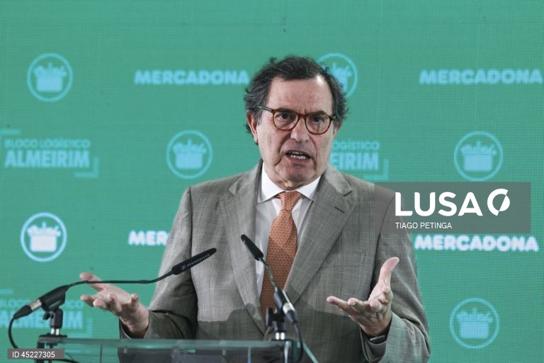 Manuel Castro Almeida em Almeirim